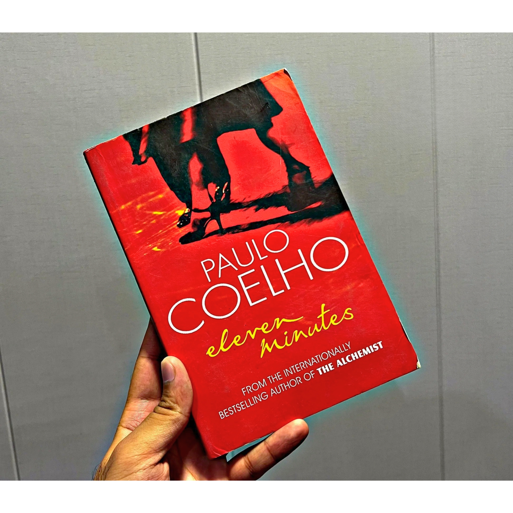 ELEVEN–MINUTES — گیارہ–منٹ